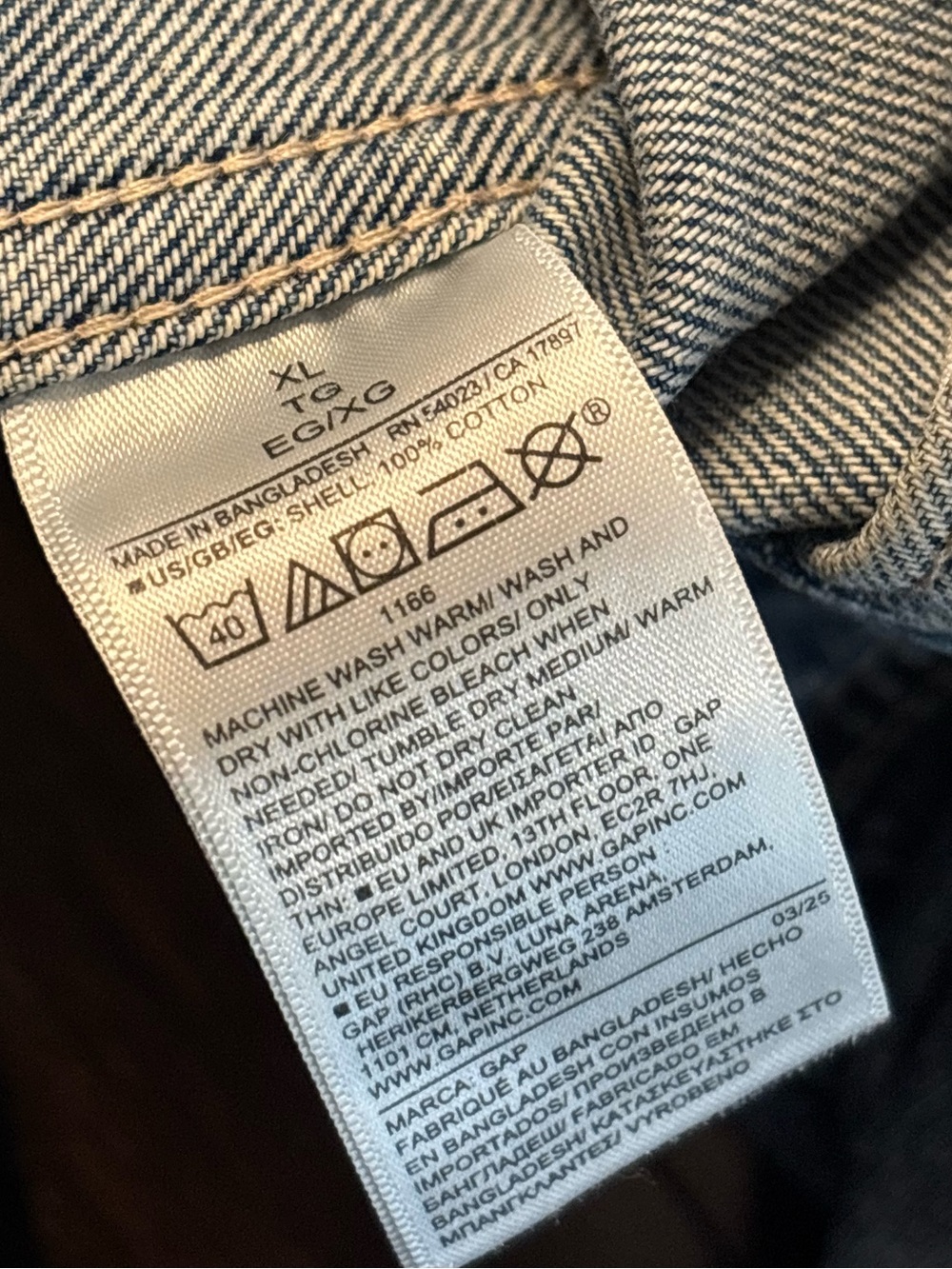 Gap Denim Jacket in Medium Blue women’s size XL - Picture 5 of 7